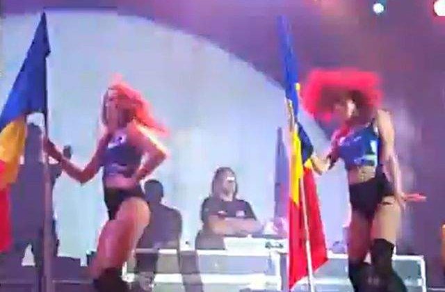 Tricolorul, folosit pe post de bara de dans intr-un spectacol al liberalilor