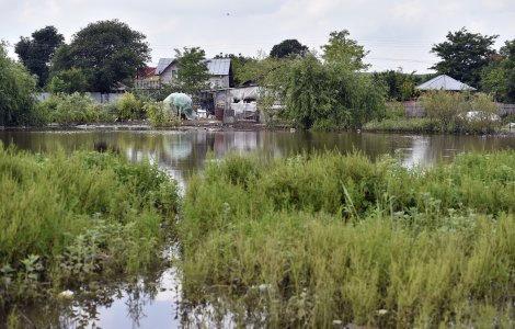 Bihor, sub ape. Meteorologii au emis noi avertizări meteo