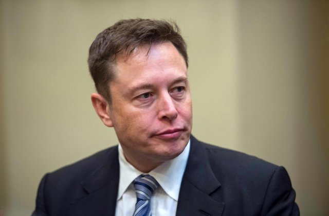 Elon Musk a ajuns pe locul trei &icirc;n topul celor mai bogați oameni din lume. Cine se află acum pe locul doi