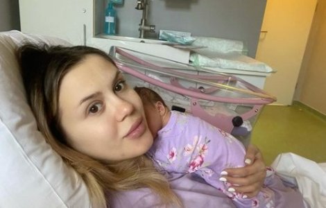 Emily Burghelea, la 5 săptămâni după naștere! Vedeta arată impecabil