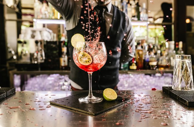 Cocktailuri inspirate de vaccinurile anti-COVID: „Pfizer” și „Monderna”