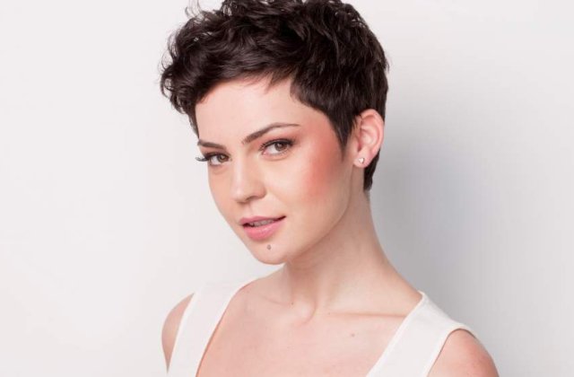 Frumoasa Maria Dinulescu, membra a juriului la Festivalului International al Filmului de la Mons