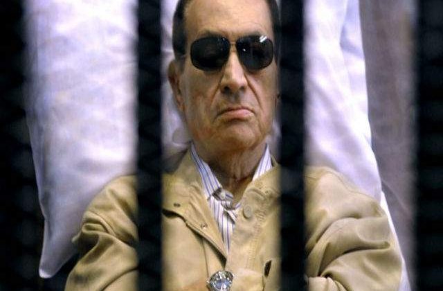 Autoritatile au ordonat arestul la domiciliu pentru Mubarak