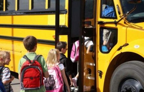 Noile reguli pentru decontarea transportului elevilor
