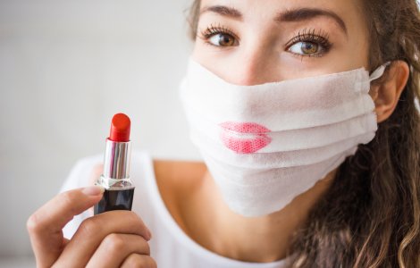  Top  Simplu și eficient! Sfaturi pentru a-ți proteja pielea de acneea cauzată de masca de protecție