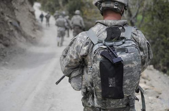 Militar roman ranit in Afganistan