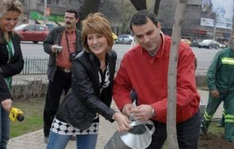  Video  Sandra Stoicescu si Lucian Mandruta au plans in ultima editie a Observatorului