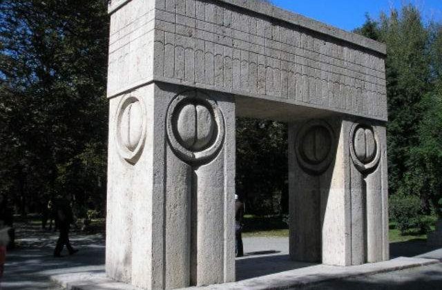 De ce sa te mandresti ca Brancusi este roman