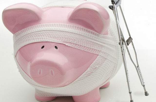 Tot mai multi lideri europeni renunta la concediu din cauza crizei