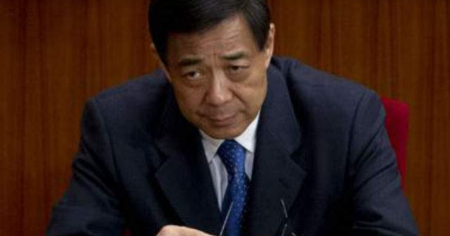 Bo Xilai poarta aceeasi pereche de indispensabili de 50 de ani