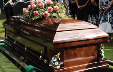 Mama Monicai Gabor a fost inmormantata la Bacau