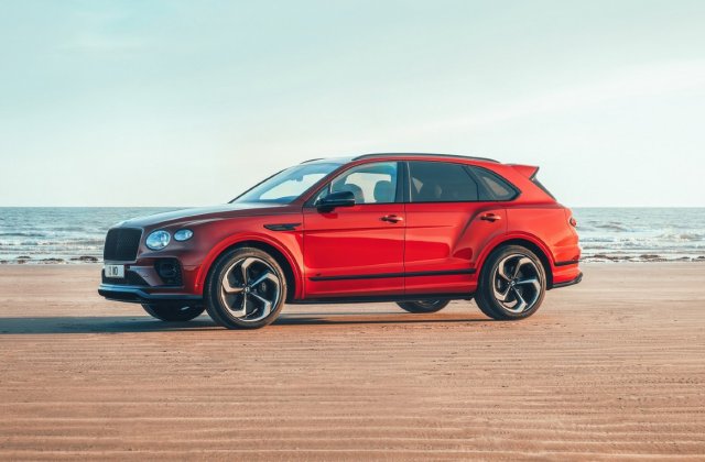 Bentley Bentayga, de-acum și în versiune S: 550 de cai putere și Alcantara din belșug la interior