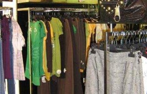 Atentie la magazinele de haine second-hand