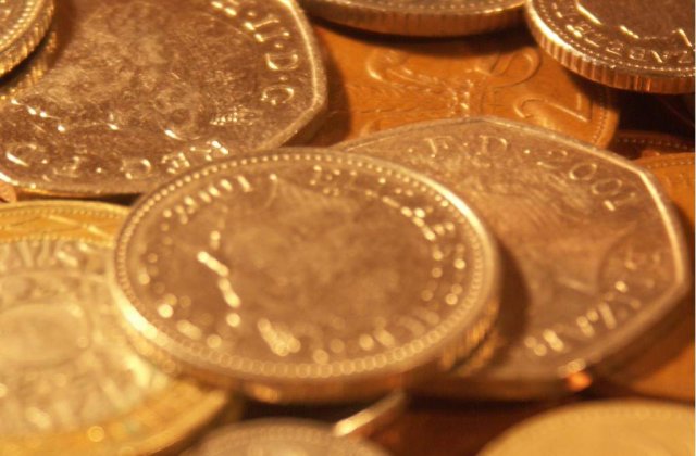 Seful RBS renunta la bonusuri de 1,8 mil. euro in favoarea angajatilor sai