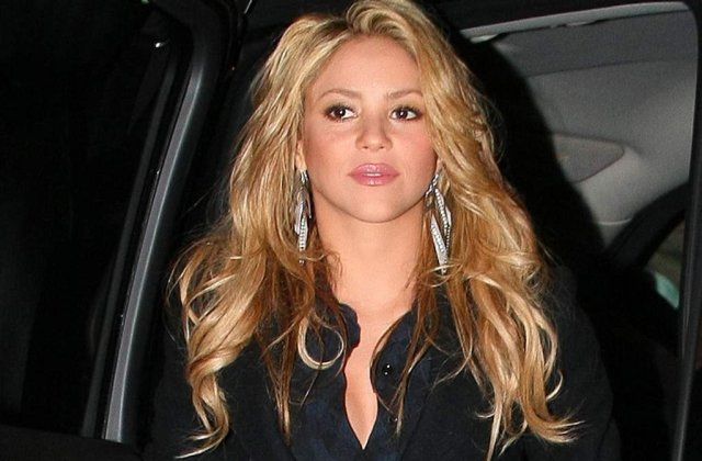 Shakira, in vizita la Casa Alba