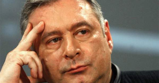 Madalin Voicu cere interzicerea regilor romi