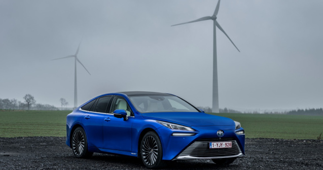 Record mondial! Toyota Mirai a făcut peste 1.000 de kilometri cu un singur plin