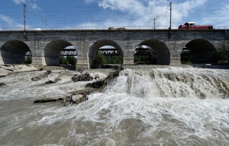 Avertismente meteo: Cod galben de inundații în 24 de județe