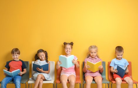Preșcolarii și educatorii din România au primit 120.000 de cărți cu ocazia Zilei Copilului