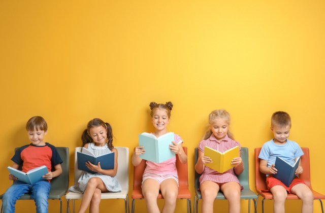 Preșcolarii și educatorii din România au primit 120.000 de cărți cu ocazia Zilei Copilului