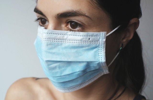 Germanii își doresc să poarte măști și după pandemie