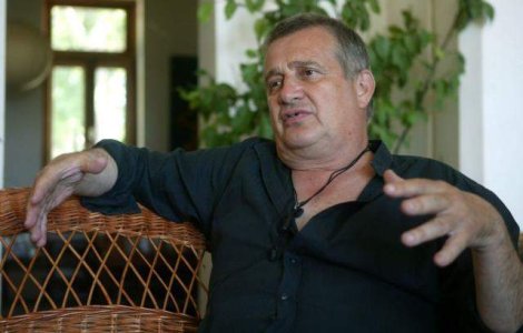 Dinescu, incompatibil la CNSAS