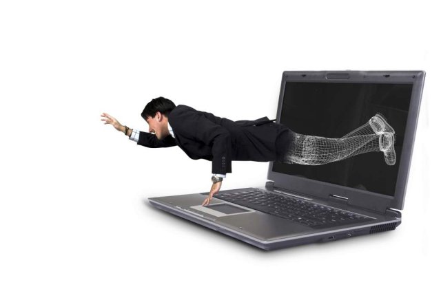 Noul trend: "Sa-i dai papucii" pe Facebook