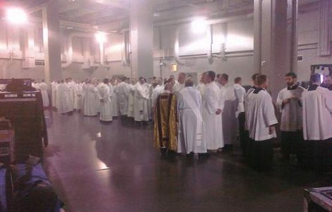 Un preot paroh din Spania se prostitua pe internet