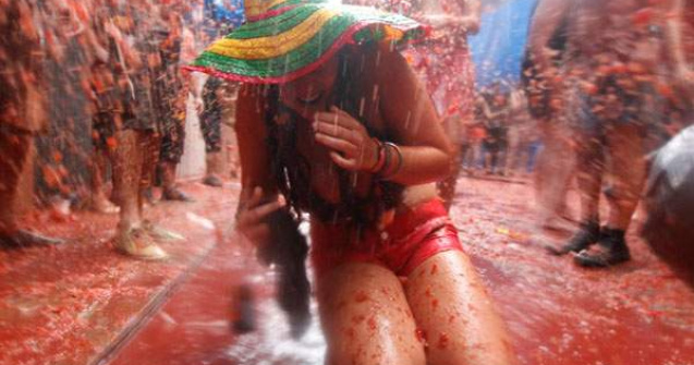  Foto  Festivalul Tomatina din Spania, editia din 2013