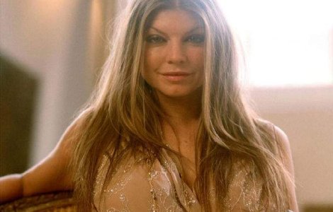 Fergie a nascut un baietel