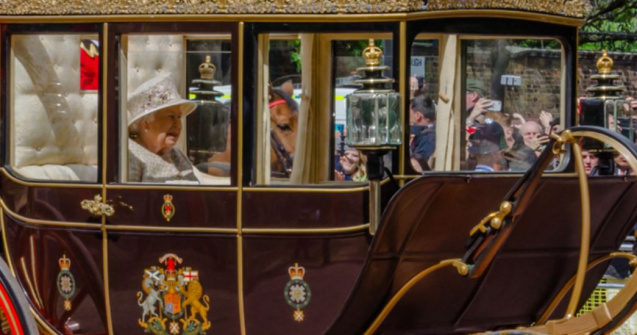 Palatul Buckingham a propus schimbări în ceea ce o privește pe regina Elisabeta