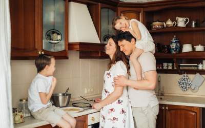 7 fraze prin care părinții...