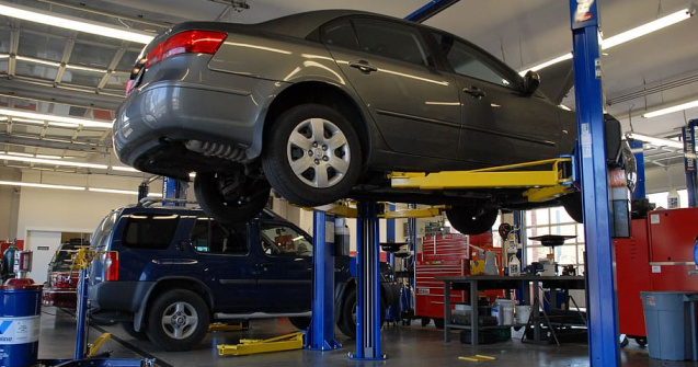 Reparații la un service auto. Care sunt cele mai solicitate