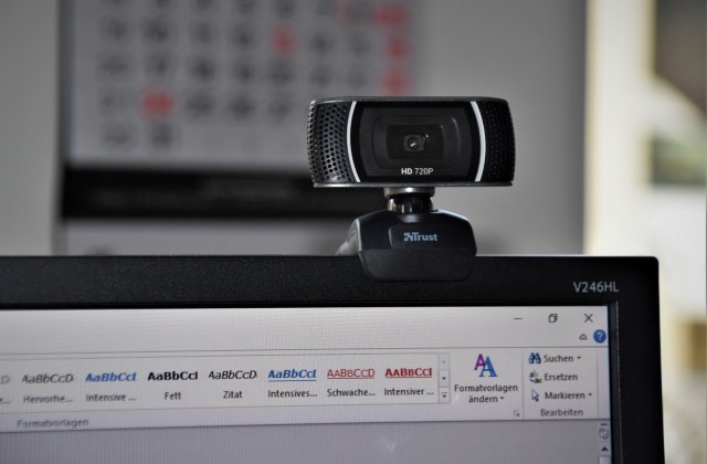 Camera web &icirc;ncorporată față de camera web externă: care este mai bună?