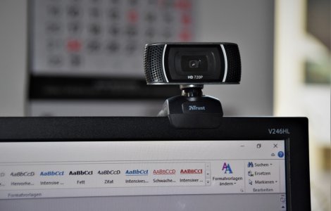 Camera web încorporată față de camera web externă: care este mai bună?