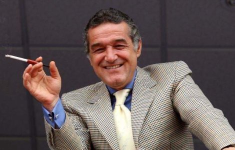 Steaua a scapat usor