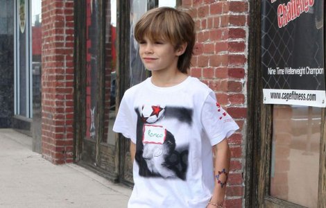 Romeo Beckham calca pe urmele tatalui sau!
