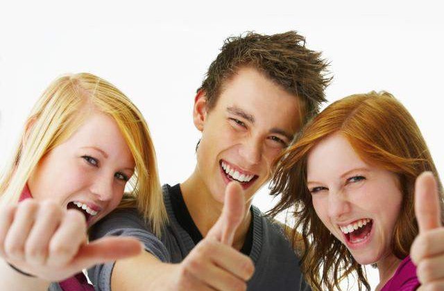 Sanse pentru tinerii romani: Peste 90 de universitati internationale vin la RIUF si RIMME