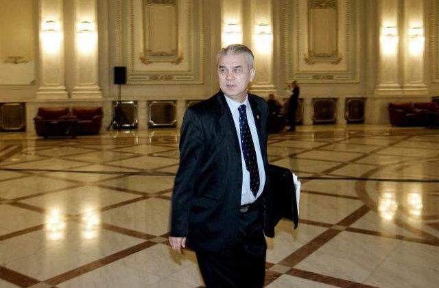Iordanescu: "Greseala carierei mele a fost ca am antrenat Rapidul"