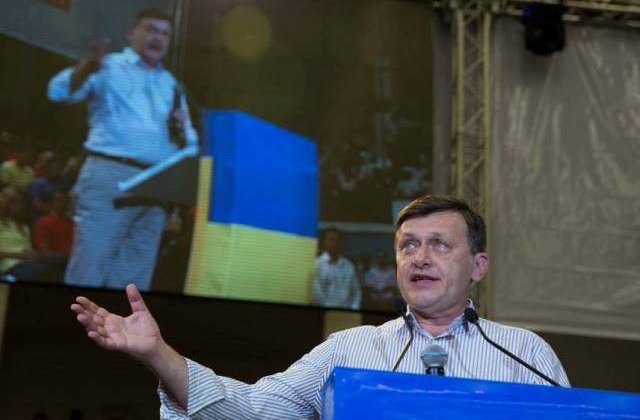 Antonescu: Nu vreau sa fiu candidat, vreau sa fiu presedinte! Si voi fi!