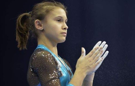 Diana Bulimar si Sandra Izbasa, cinci medalii la reuniunea din Olanda