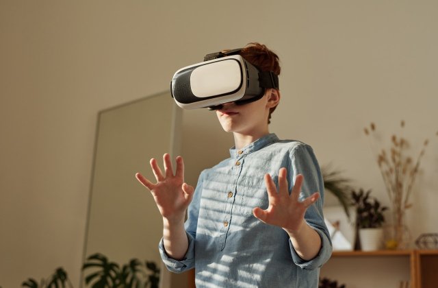 Cercetătorii din Danemarca intenționează să lanseze un joc de realitate virtuală pentru a încuraja vaccinarea anti-Covid