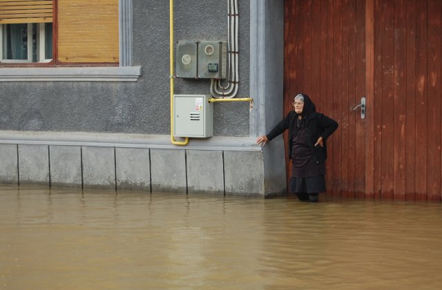 Informare ANM de ultimă oră! Cod galben de averse în 23 de județe