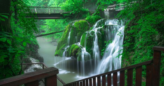 Vela, după prăbușirea cascadei Bigăr: „Haideți să găsim, împreună, o soluție”