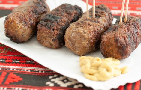 Imunizare cu mici și muștar în Sectorul 2. Vaccinații primesc o porție gratis