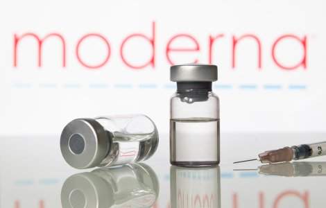 Un farmacist din SUA a încercat să distrugă sute de doze de vaccin anti-Covid-19
