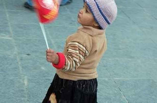 Salvati Copiii: Educatia tuturor copiilor trebuie sa inceapa de 3 la ani!