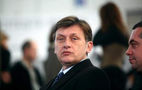 Antonescu: PNL trebuie sa conduca miscarea de rezistenta nationala impotriva partidului-stat