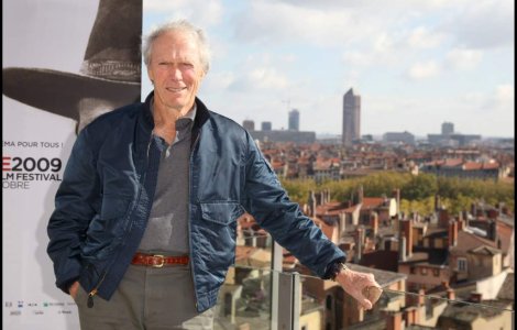 Clint Eastwood, premiat la Casa Alba