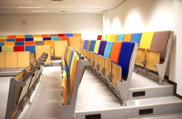 Studentii participa la elaborarea proiectului Legii Educatiei